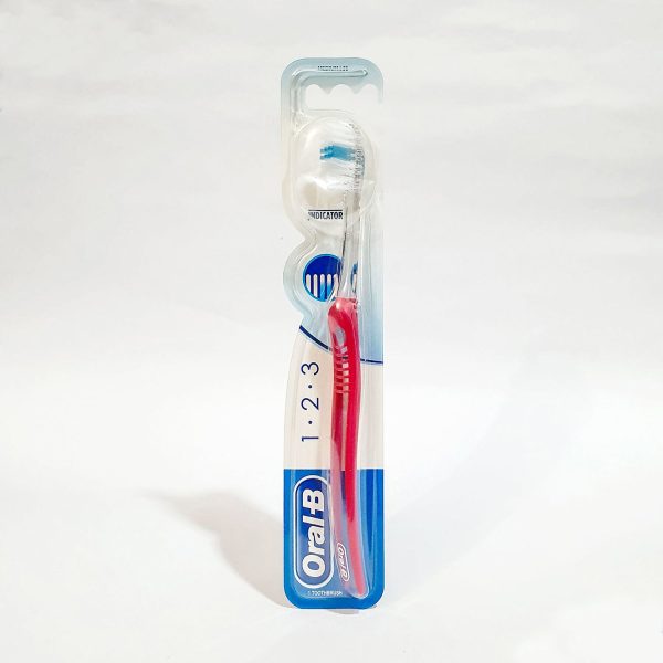 ORAL-B 1.2.3 INDICATOR MEDIUM TOOTHBRUSH Sale